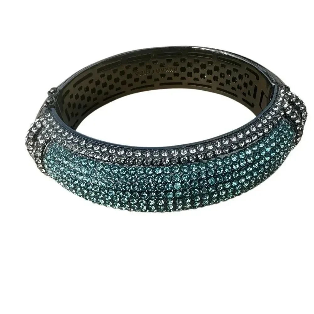 AKKAD Aqua Pavé Crystal Hinged Bangle